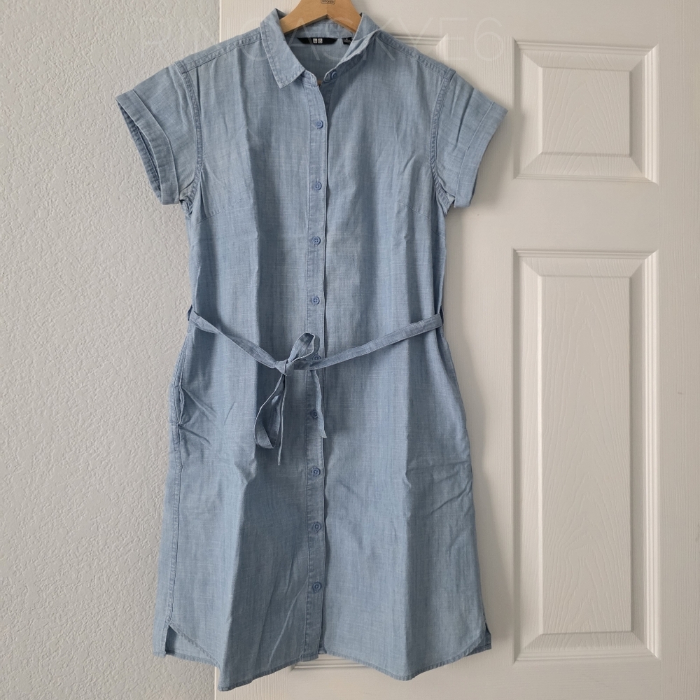 UNIQLO Light Blue Denim Shirt Dress/ size Medium